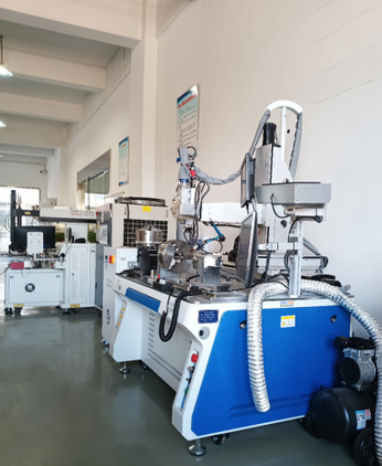  Máquina de soldadura por láser 